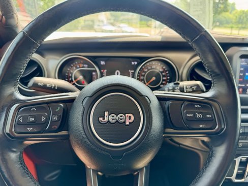 Used 2018 Jeep Wrangler Unlimited Sport S image 26