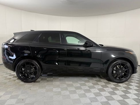 New 2026 Land Rover Range Rover Velar Dynamic SE image 9