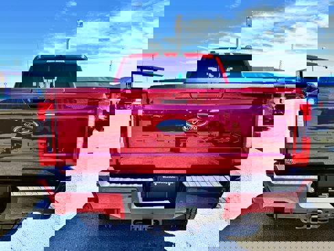 New 2025 Ford F250 XLT w/ Black Appearance Package image 32
