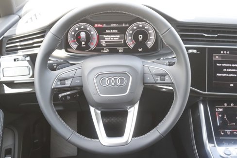 New 2025 Audi Q7 3.0T Prestige image 21