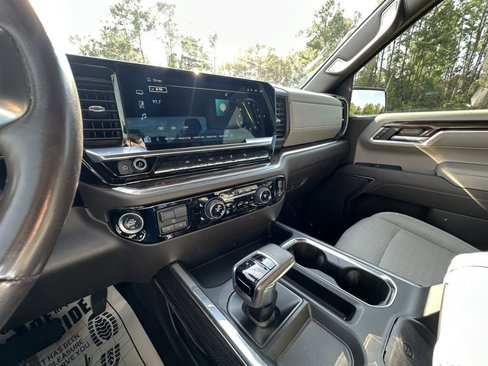Used 2022 Chevrolet Silverado 1500 RST w/ Z71 Off-Road Package image 11