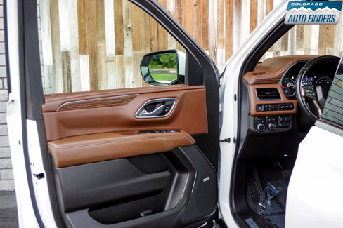 Used 2021 Chevrolet Suburban High Country w/ Premium Package image 10