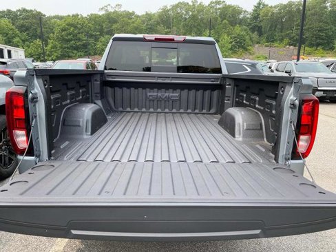 New 2026 GMC Sierra 1500 SLE w/ Preferred Package image 5