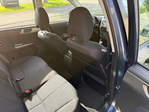 Used 2012 Subaru Forester 2.5X w/ Alloy Wheel Pkg image 11