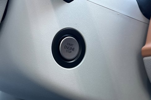 New 2025 Volkswagen ID. Buzz 1st Edition image 24