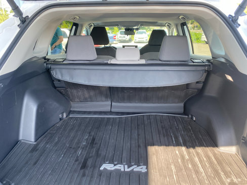 Used 2024 Toyota RAV4 XLE image 11