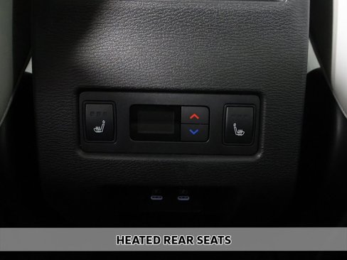 New 2025 Mitsubishi Outlander AWD image 11
