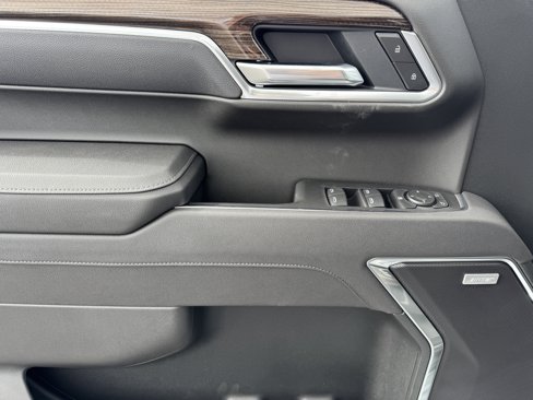 New 2026 Chevrolet Silverado 1500 RST w/ Redline Edition image 9