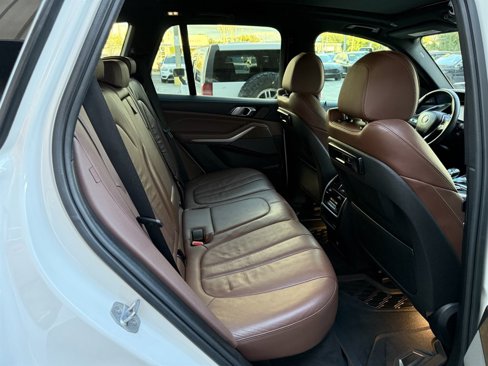 Used 2020 BMW X5 sDrive40i w/ Premium Package image 17