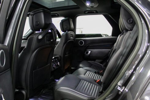 Used 2023 Land Rover Discovery HSE R-Dynamic image 18