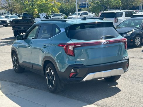 Used 2025 Kia Seltos EX w/ EX Sunroof Package image 5