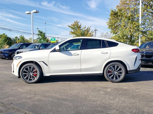 New 2026 BMW X6 xDrive40i w/ Climate Comfort Package image 3