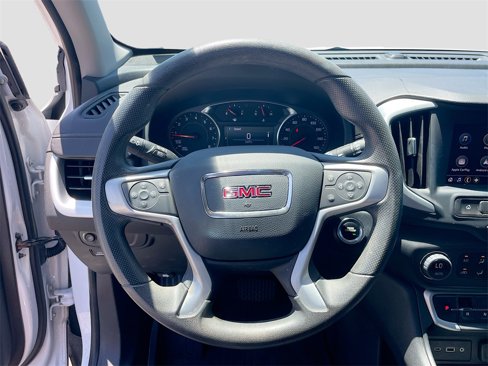 Used 2023 GMC Terrain SLE w/ Driver Convenience Package image 13