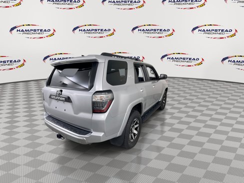 Used 2024 Toyota 4Runner TRD Off-Road image 8