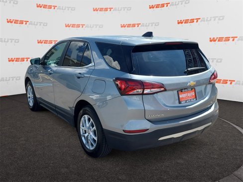 Used 2023 Chevrolet Equinox LT image 3