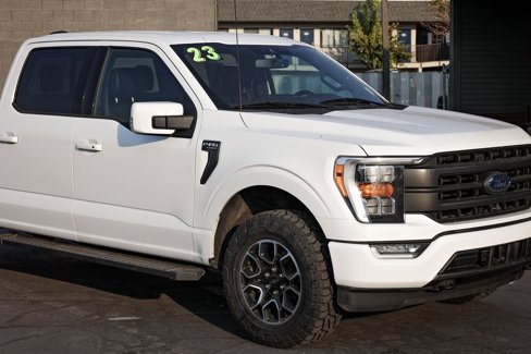 Used 2023 Ford F150 Lariat image 2