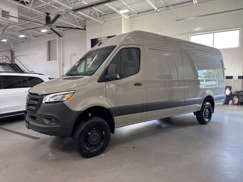 New 2025 Mercedes-Benz Sprinter 2500 image 1