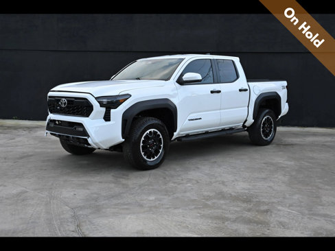 Used 2025 Toyota Tacoma TRD Off-Road image 1
