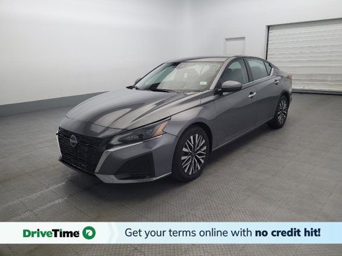 Used 2023 Nissan Altima 2.5 SV image 1