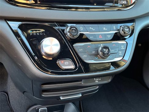 New 2026 Chrysler Voyager LX image 25