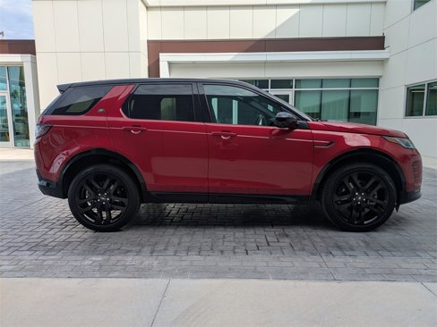 Certified 2024 Land Rover Discovery Sport Dynamic SE image 4