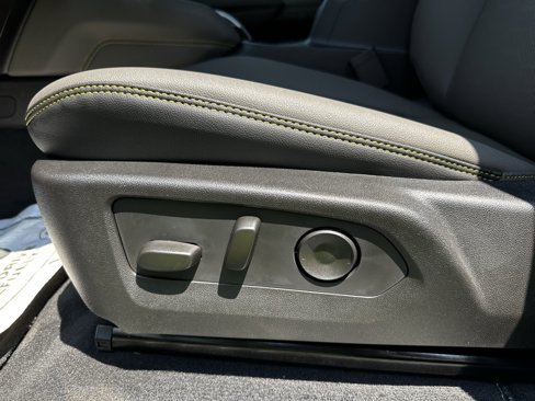 New 2025 Chevrolet Colorado ZR2 image 10