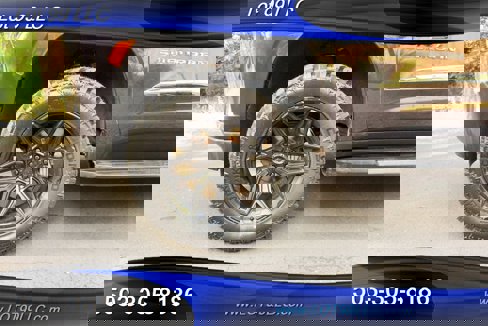 Used 2023 Chevrolet Suburban LT w/ Luxury Package image 3