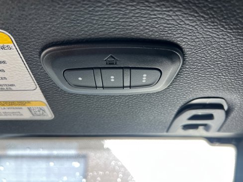 Used 2024 Jeep Wrangler Sahara image 27