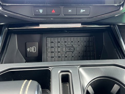 New 2025 Ford F150 Lightning Platinum image 31
