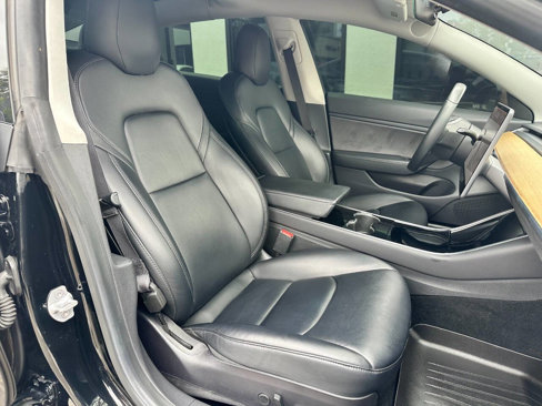 Used 2019 Tesla Model 3 Standard Range Plus image 25