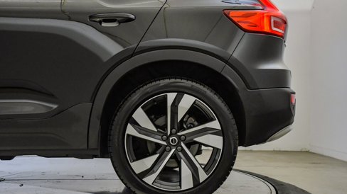 Certified 2025 Volvo XC40 B5 Plus w/ Climate Package image 11