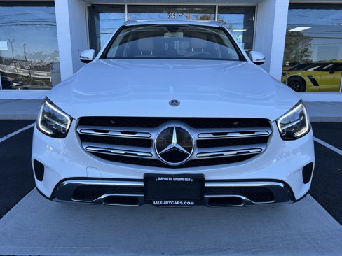 Used 2020 Mercedes-Benz GLC 300 4MATIC image 2