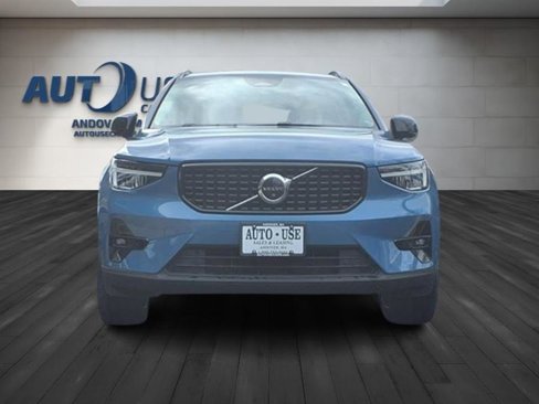 Used 2023 Volvo XC40 B5 Plus w/ Driver Assist Package image 14