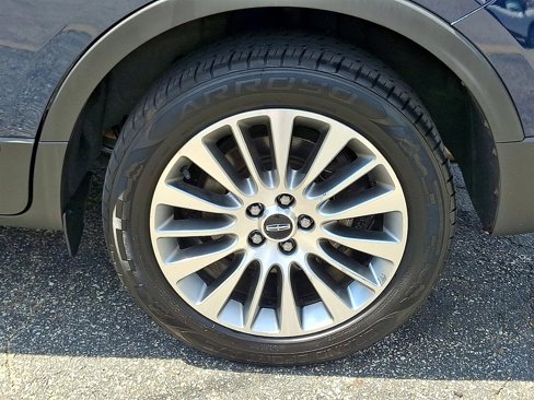Used 2017 Lincoln MKC Reserve w/ Lincoln MKC Climate Package image 10