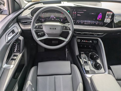New 2025 Audi Q5 Premium Plus image 18