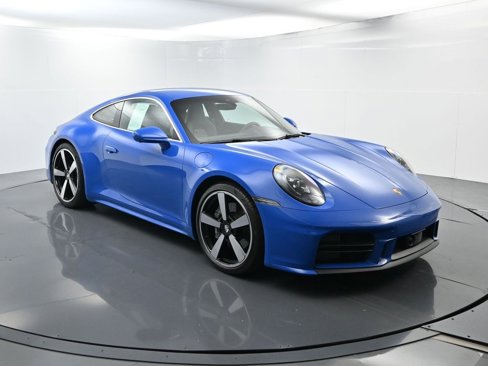Certified 2025 Porsche 911 Carrera image 16