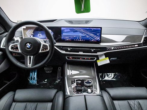 New 2026 BMW X7 M60i image 13