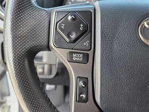 Used 2018 Toyota Tacoma TRD Sport image 35