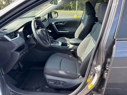 New 2025 Toyota RAV4 XLE image 9