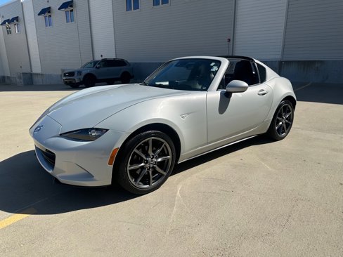 Used 2019 MAZDA MX-5 Miata RF Grand Touring image 1