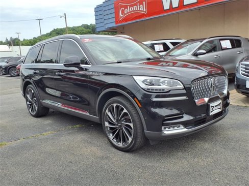 Used 2020 Lincoln Aviator Reserve w/ Equipment Group 202A image 2