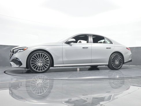 Used 2025 Mercedes-Benz E 350 Sedan image 67