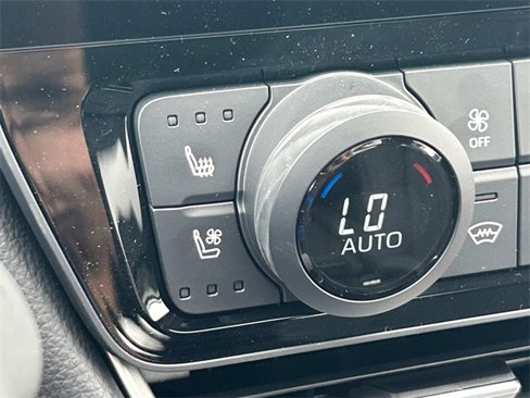 Used 2025 Toyota Grand Highlander FWD image 29