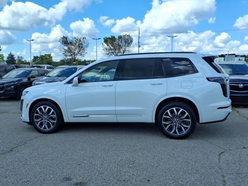 Used 2023 Cadillac XT6 Sport w/ LPO, Floor Liner Package image 8