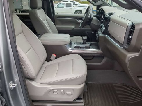 Certified 2024 Chevrolet Silverado 1500 LTZ w/ LTZ Premium Package image 29