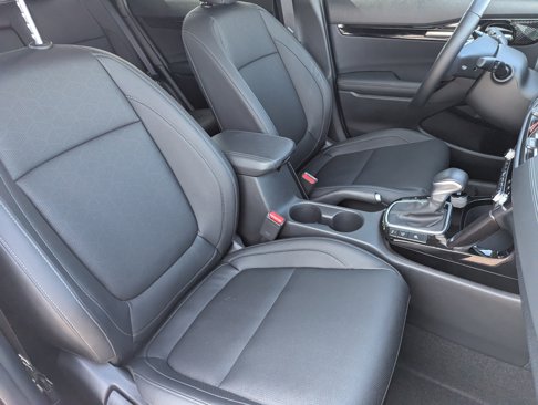 Certified 2025 Kia Seltos EX w/ EX Sunroof Package image 8
