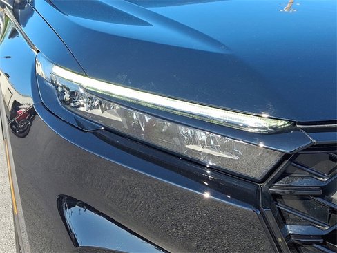 Used 2025 Honda CR-V Sport image 9