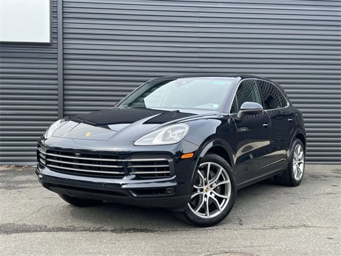 Certified 2023 Porsche Cayenne image 1