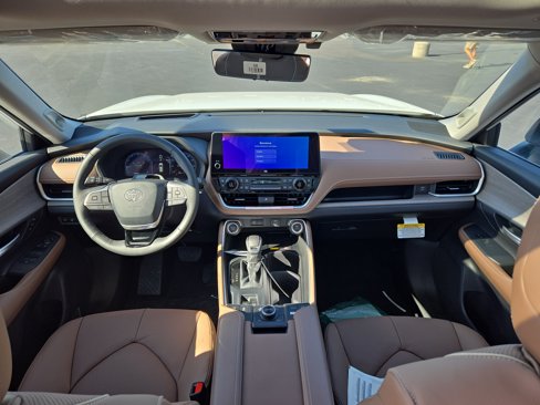 New 2026 Toyota Grand Highlander Platinum image 11