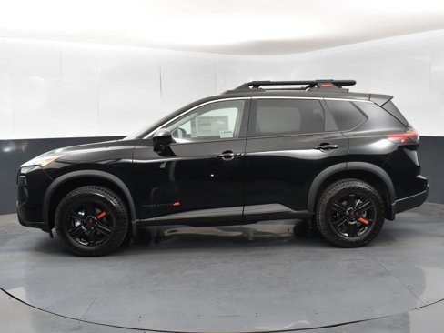 New 2026 Nissan Rogue SV image 4